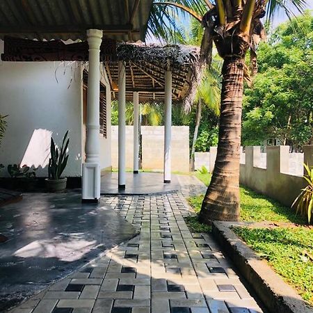 Mamba Hotel Tangalle Exterior photo